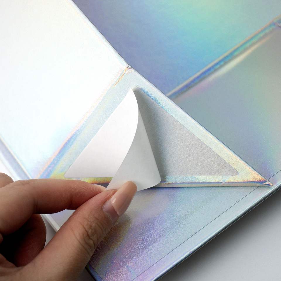 Others Custom Laser Paper Magnetic Closure Packaging Paper Box With Magnetic Flap