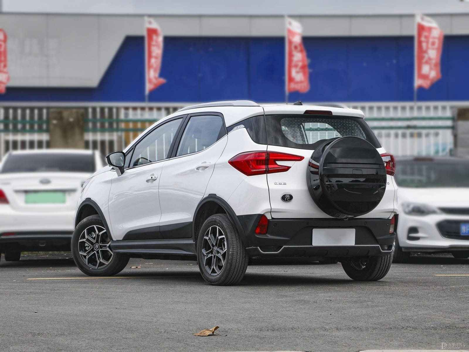 New Energy Hot-selling Ev Four Wheels Car Made In China With Lower Price Byd Yuan plus Used Cars