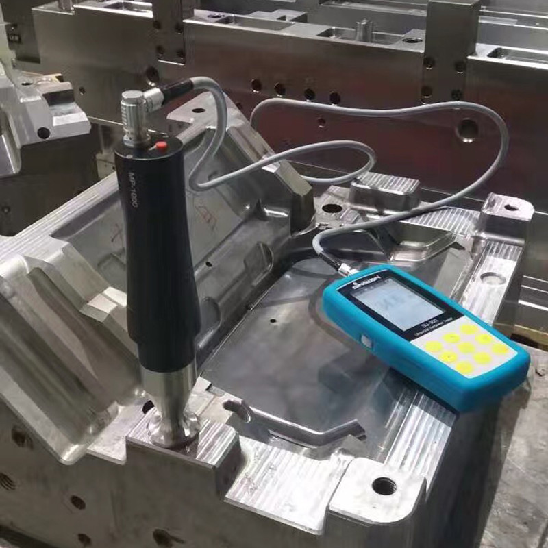 Portable Motorized Ultrasonic Hardness Testing Machine SU-410D