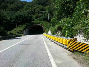 Quality Rotating Anti Collision Guardrail Highway Rolling Guardrail Barrier wholesale