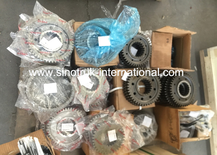 AZ2210040155 SINOTRUK Howo Gearbox Main Shaft Tractor Trailer Parts 5- T Gear