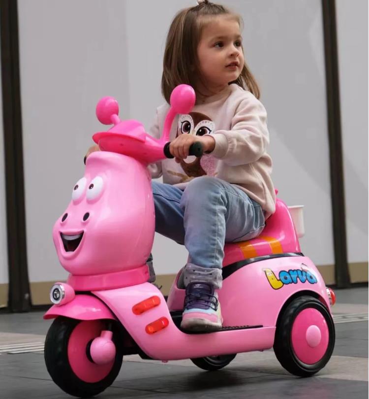 2022 Rechargeable Children's Tricycle with Early Education Music and Anti-roll Design