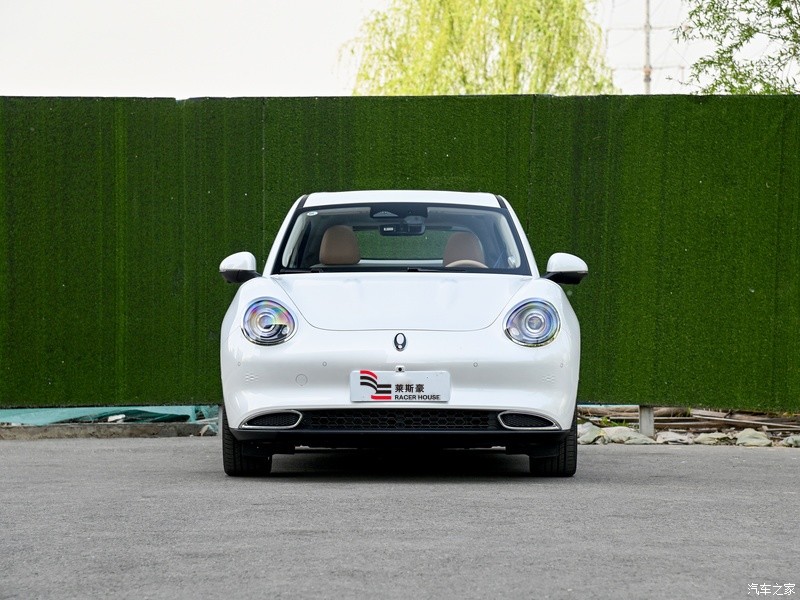 2024 New Ora Cat Gt Pure Electric Car 401km Standard Edition High Speed with Cheap Price Car Made in China