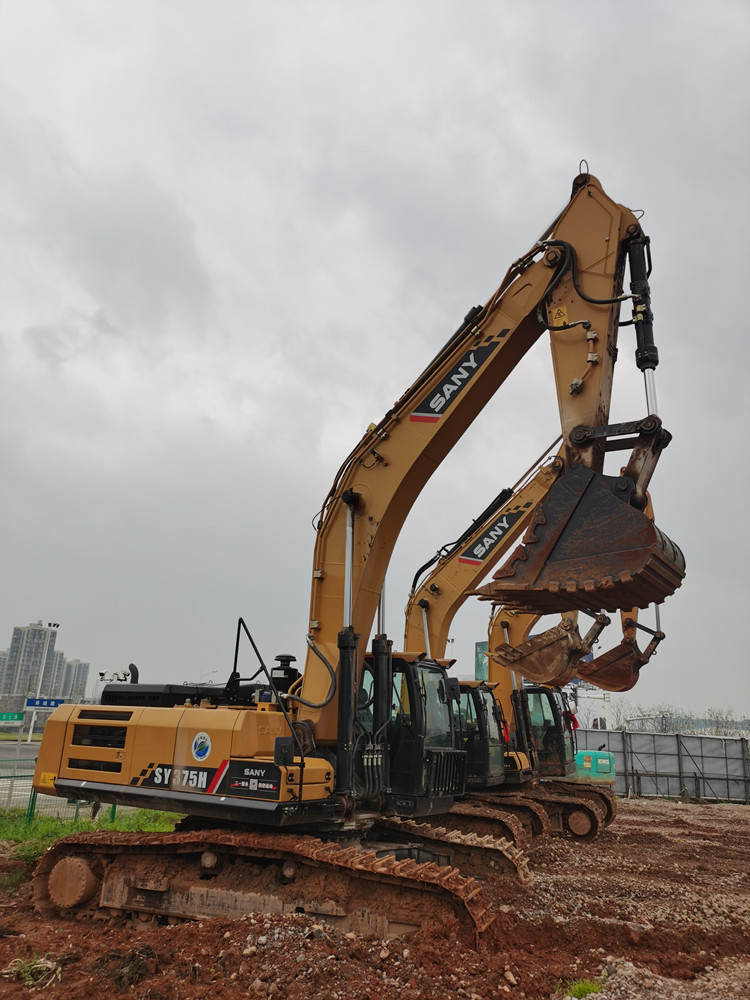 HITACHI ZX200-3G Used Excavator EX100W/EX200-5/ZX70