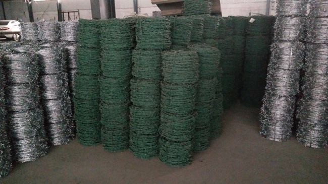 Fencing 3.4mm High Tensile Barbed Wire Oxidation Protection
