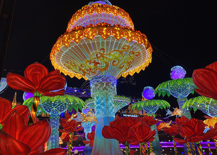 Entertainment Group Of Huge Fabric Chinese Lanterns Decorated For Outdoor Garden