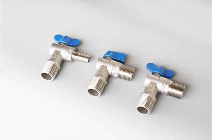 Manual 304 Angle Valve Cold Water Heater Toilet Screw Valve with Nozzle