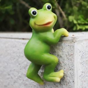 Quality Creative Outdoor Modern Art Cartoon Frogs Garden Decorations wholesale