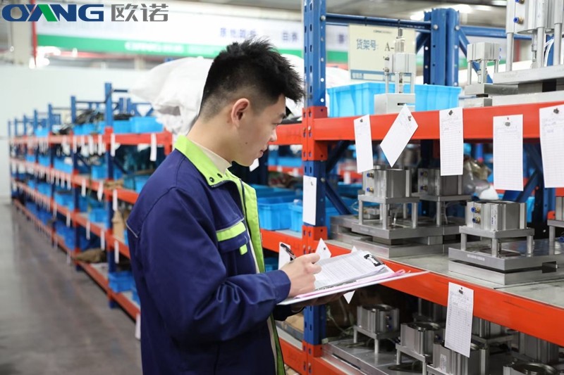 Automatic Flat Rope Paper Bag Machine Series from Zhejiang Ounuo Machinery
