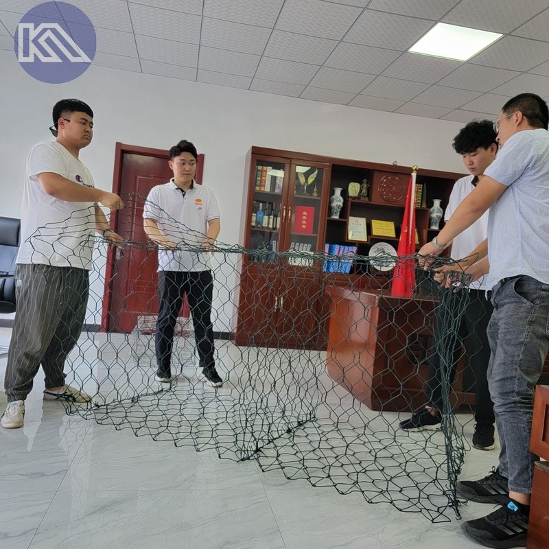 Galvanized Iron Wire Stone Gabion Wall Cages Hexagonal Hole Shape 60x80 Mm 80X100mm 100x120mm