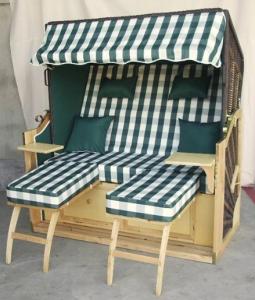 Quality All Weather 2 Seat Roofed Wicker Beach Chair &amp; Strandkorb For Garden wholesale