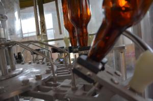 Quality Glass Bottle 1000 BPH Carbonated Drink Filling Machine wholesale