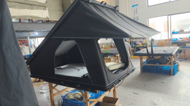RTT Jeep SUV Automatic Roof Top Tent Hard Shell Car Tent Polyester Cotton