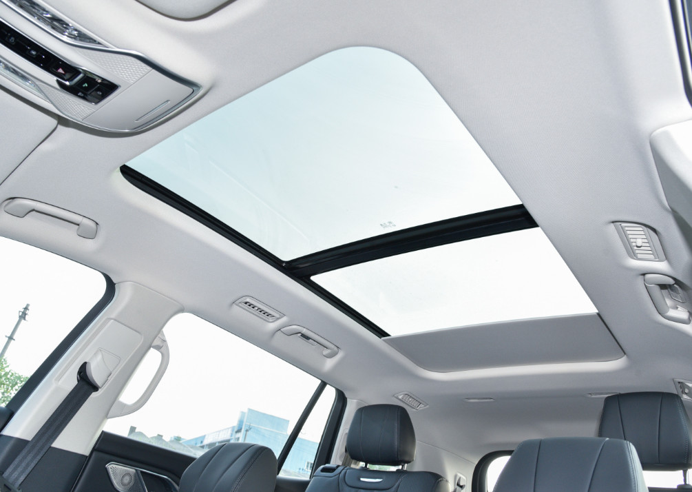 Gasoline Hongqi HS7 Sports Utility Vehicle Automatic Transmission