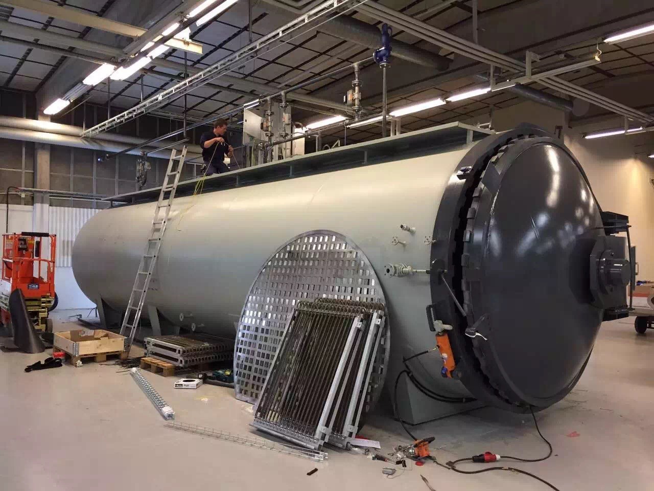 Basic introduction and structural display of composite autoclave