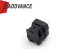 6195-0315 Automotive Sumitomo Female 4 Pin 2.3mm(090) Black Sealed Fuel Pump