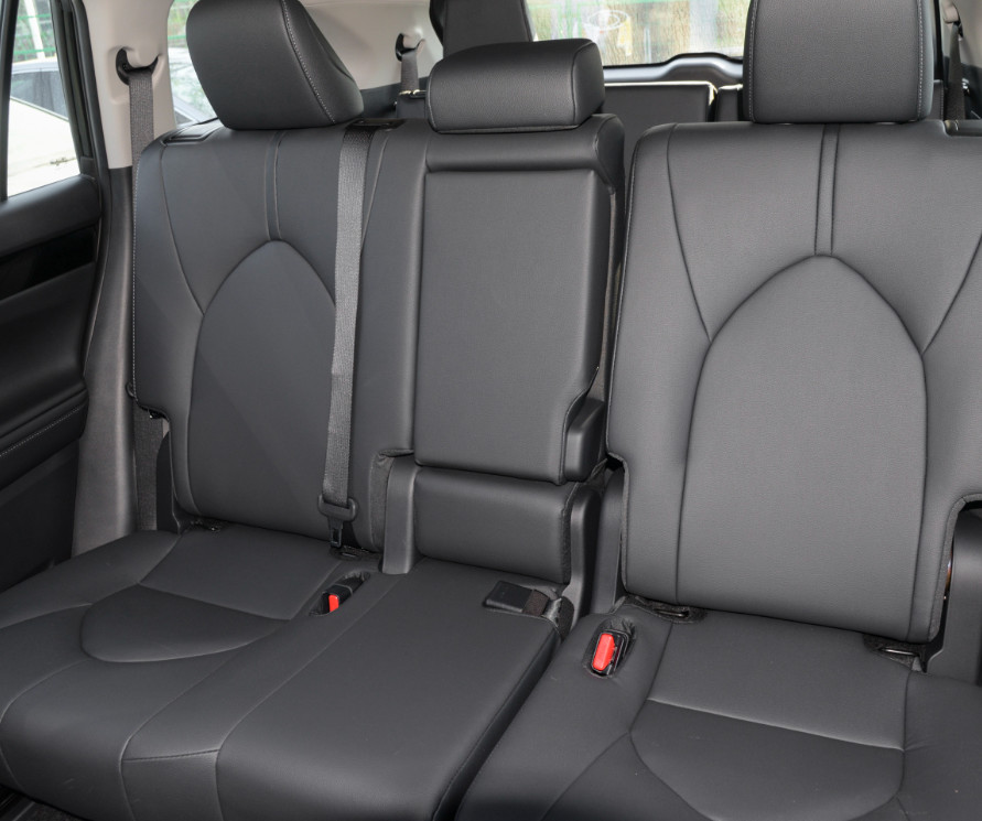Latest Mixed Hybrid Toyota Highlander Double Engine 2.5L 4WD 7 Seats Luxury Model