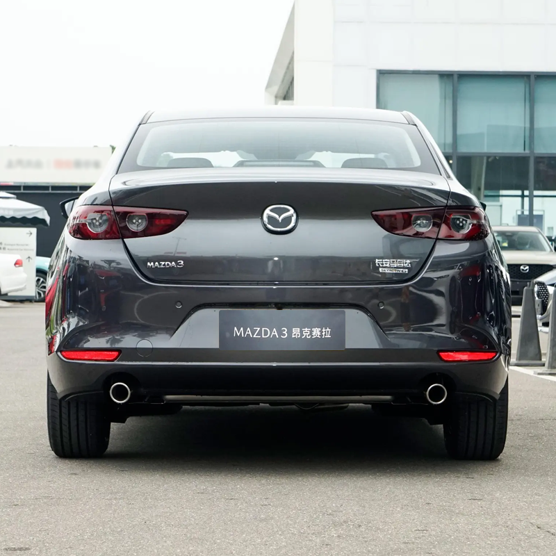 Changan Mazda 3 Compact Car R16 Manual Transmission Fuel Vehicle Enclave for Customer Requirements