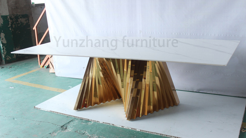 Luxury Modern Tempered Glass Top Dining Table With Durable Metal Base
