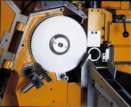 Metal Touch Screen Tube Sawing Machines Stable 70NC 2.5-3.5MPa 1mm Precision