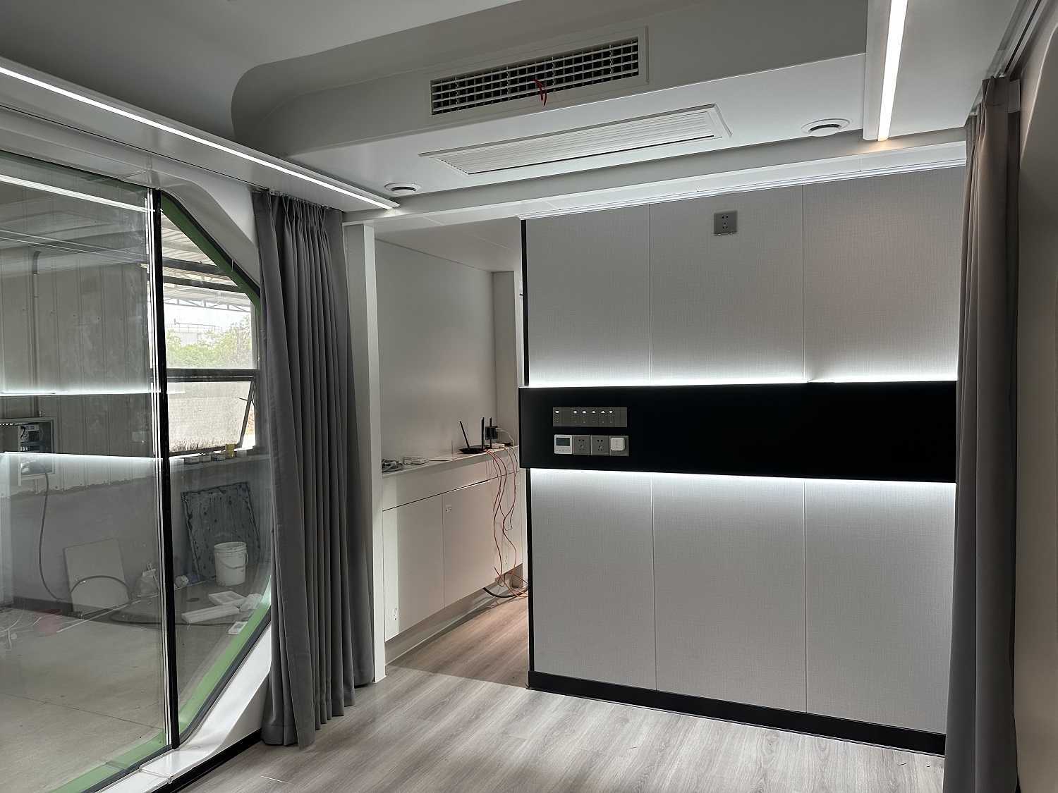 Luxury Mobile Hotel Home Stay Resort Building Prefab Vessel Capsule Cabin