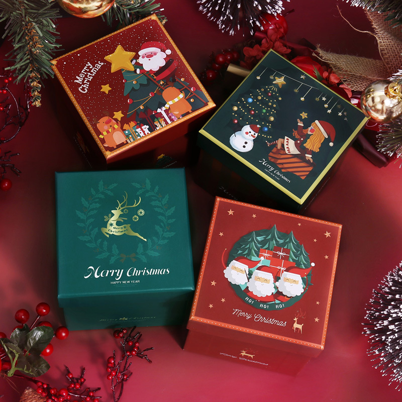 Luxury Custom Christmas Style Environmentally Friendly Gift Packaging Cardboard Red Top Cover Christmas Ribbon Gift Box Set