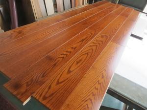 Quality American Red Oak Solid Wood Flooring, smooth surface with red stained wholesale