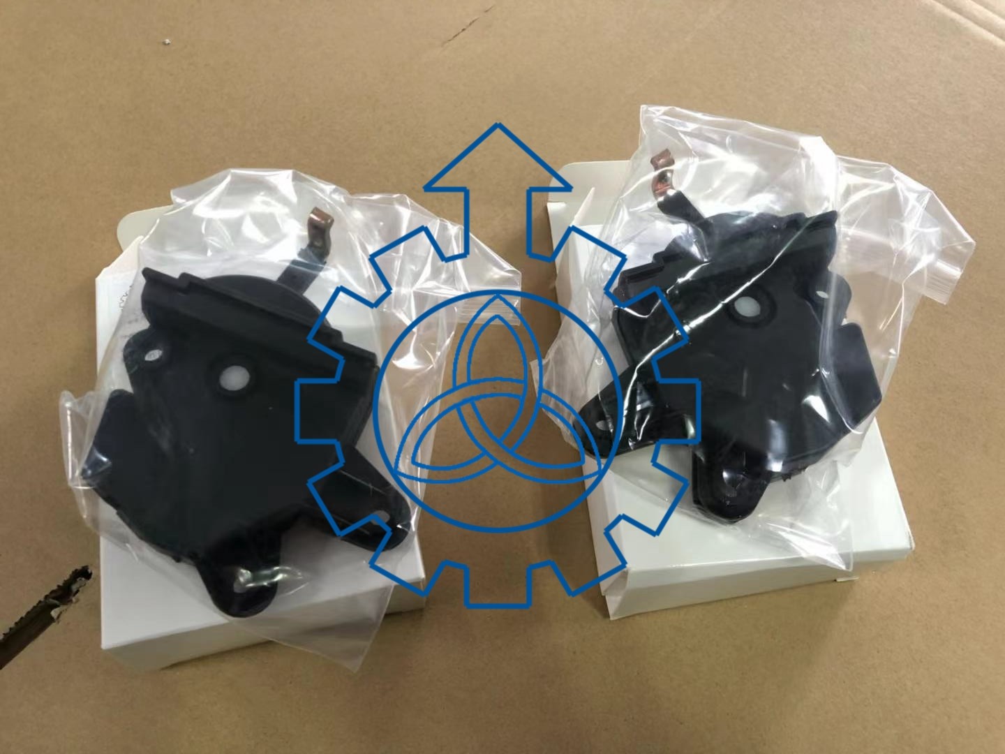 EuCrown 20570721 20570722 Truck Door Lock Inner For VOLVO