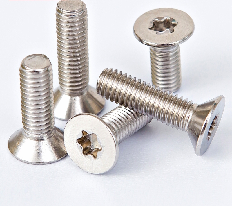 White Flat Head Stainless Steel Screws Spheroidizing Treatment