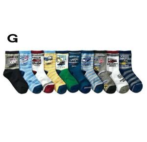 Quality 2015 Fashion colorful japan cartoon design breathable cotton socks for boys wholesale
