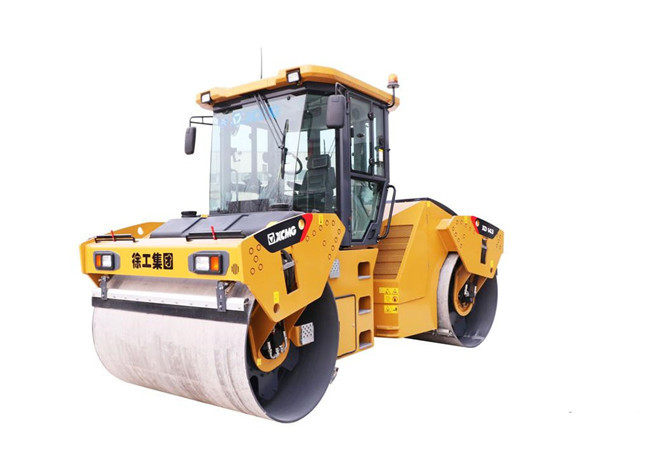XCMG XD143 Double Drum Vibratory Road Roller Compactor Machine DEUTZ BF04M1013EC Engine