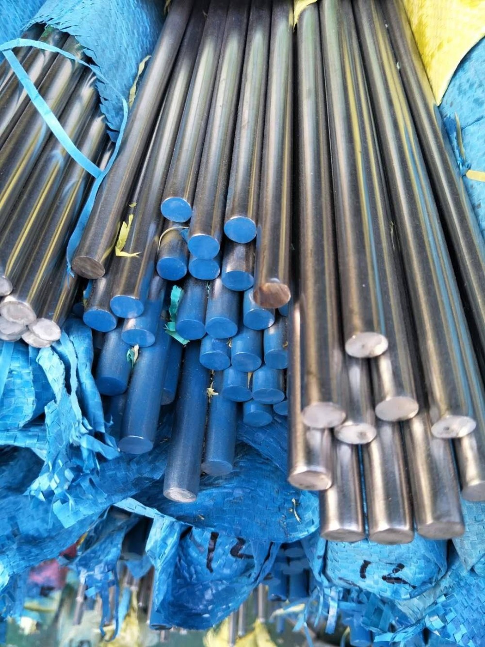 ANSI AISI 316L Stainless Steel Rod Round Bar Annealed Pickled Surface