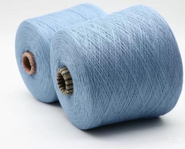 MOQ 1KG hot picks dehair 2/24NM 45% raccoon yarn 15% wool cashmere like yarn for