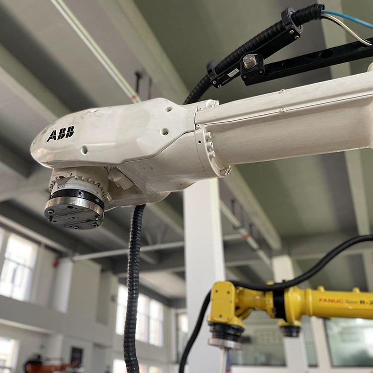 Industrial Abb Welding Robot ABB6640-130/3.2 Six-Axis Multifunctional Industrial Robot