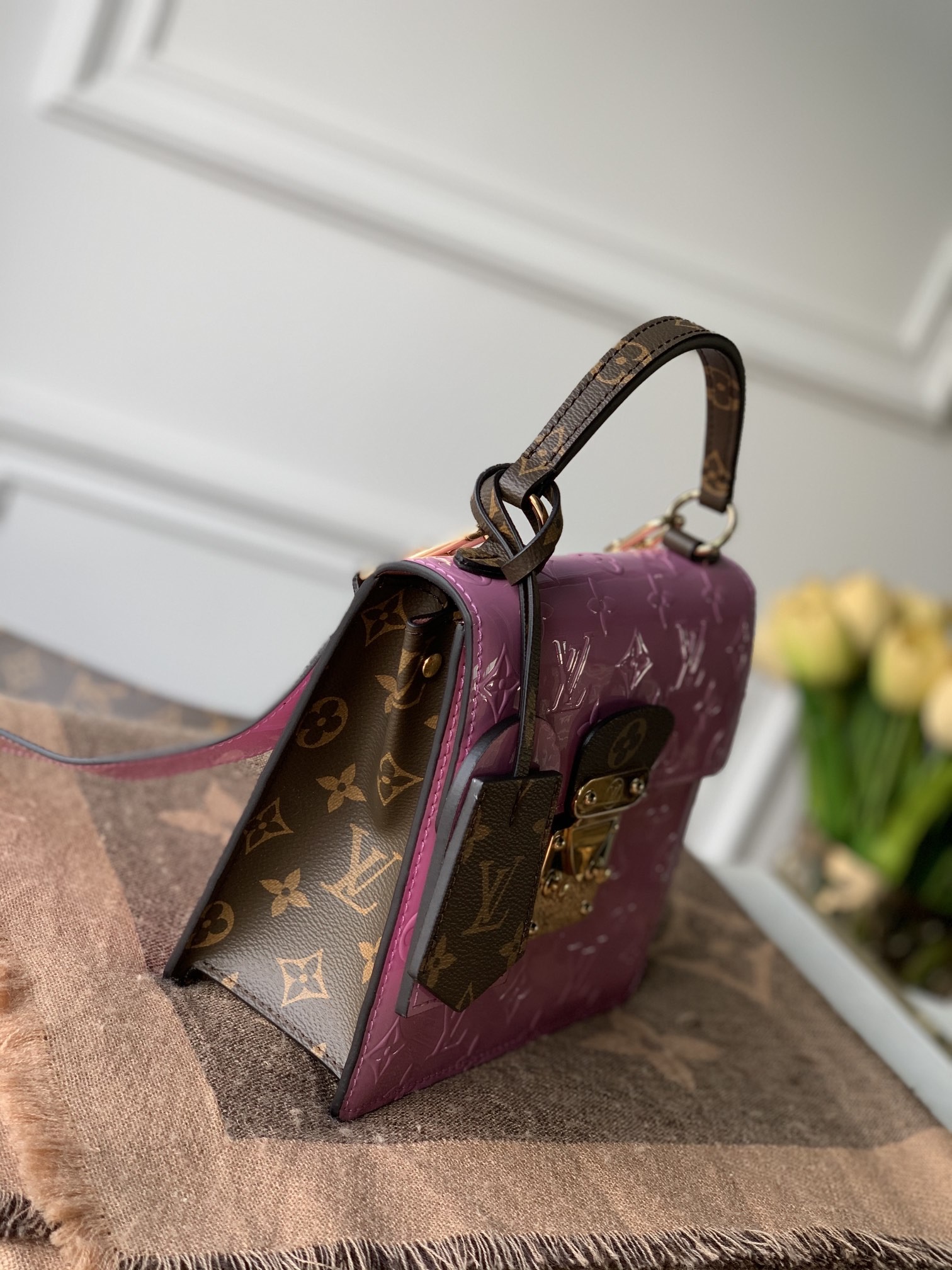 M90568 Spring Street Monogram Vernis patent leather and Monogram coated carvas and Epi leather handbag