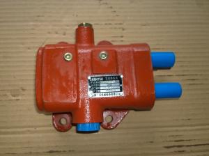 Quality LiuGong Clutch Solenoid Valve SP104613 Shift Valve wholesale