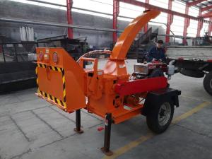 Quality Branch Shredding Orchard Trunk Wood Crusher Machine 900kg/H wholesale