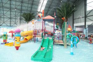 Quality Swimming Pool Kids Water Parks Mini Interactive Lanes for Water Park wholesale