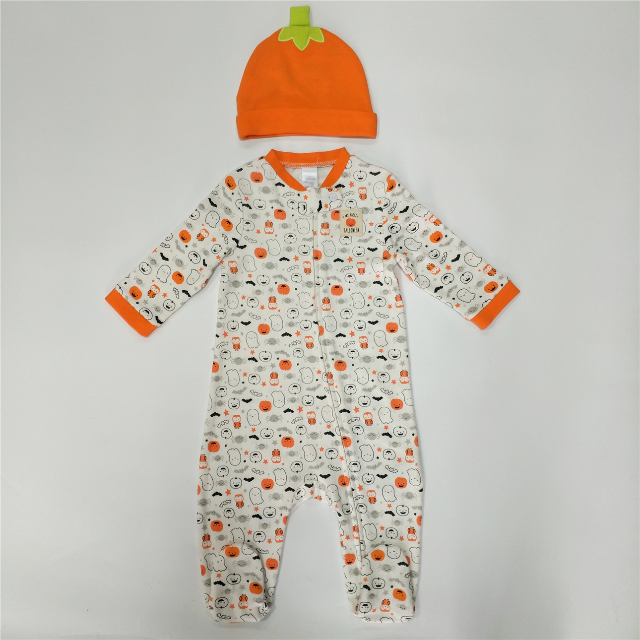 Winter Footies Baby Clothes with Zipper Opening and Fashionable Pattern Printing
