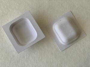 Quality ThinWalled Biodegradable Pulp Tray Wet Press Smooth Both Side wholesale