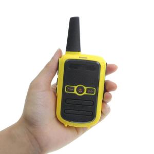 China 400-470MHz ABS 3-5KM Long Range Walkie Talkies Handheld on sale