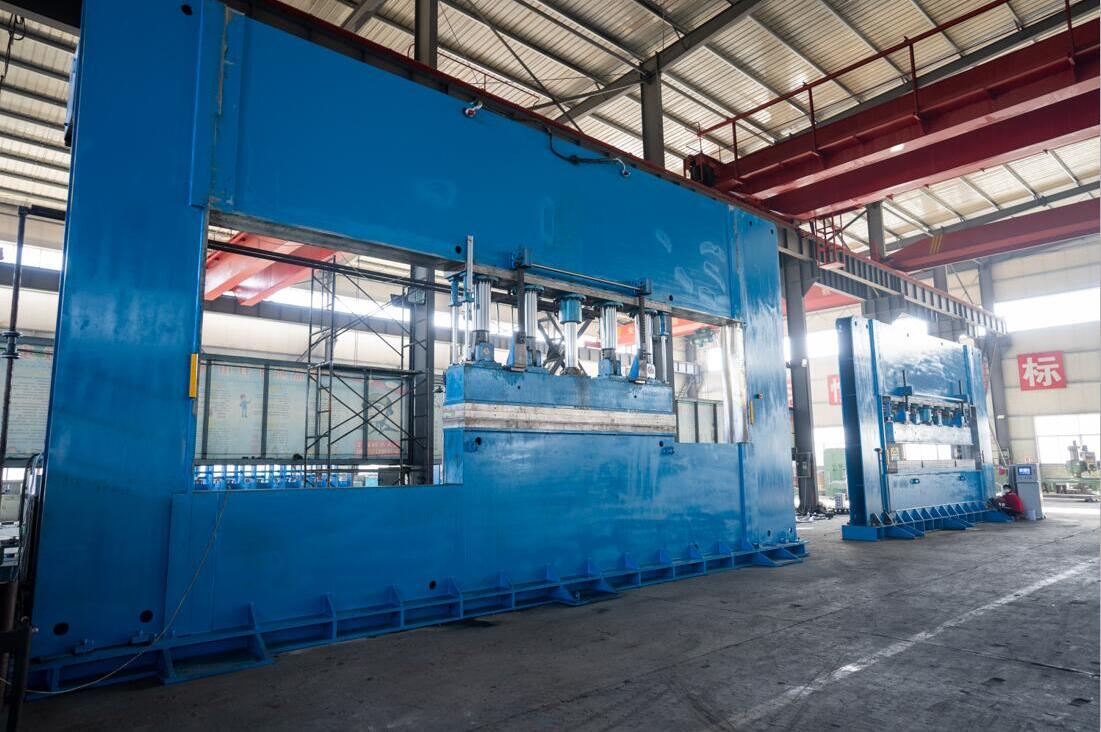 Rubber Curing Machine for Hot Pressing Rubber Mats and Improved Voltage 380V/220V