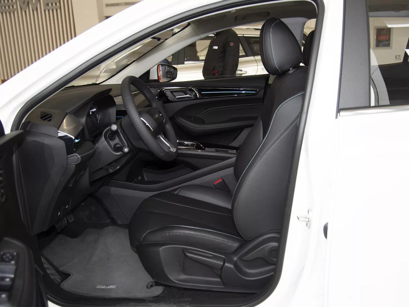 Saic Roewe I6 Max 2023 Ev 500 0km used car Skylight Exclusive Luxury Sedan with 135 kW Engine and Design Electric Car Fast
