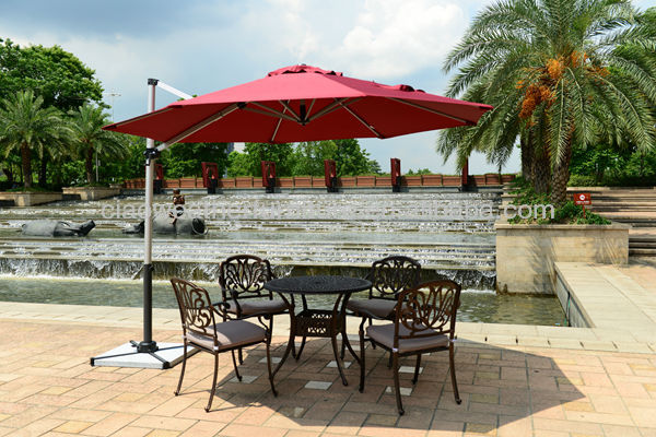 Rattan Round Shaped Garden Dining Table Chairs Set with Waterproof Fabric Cushions and Aluminum Frame