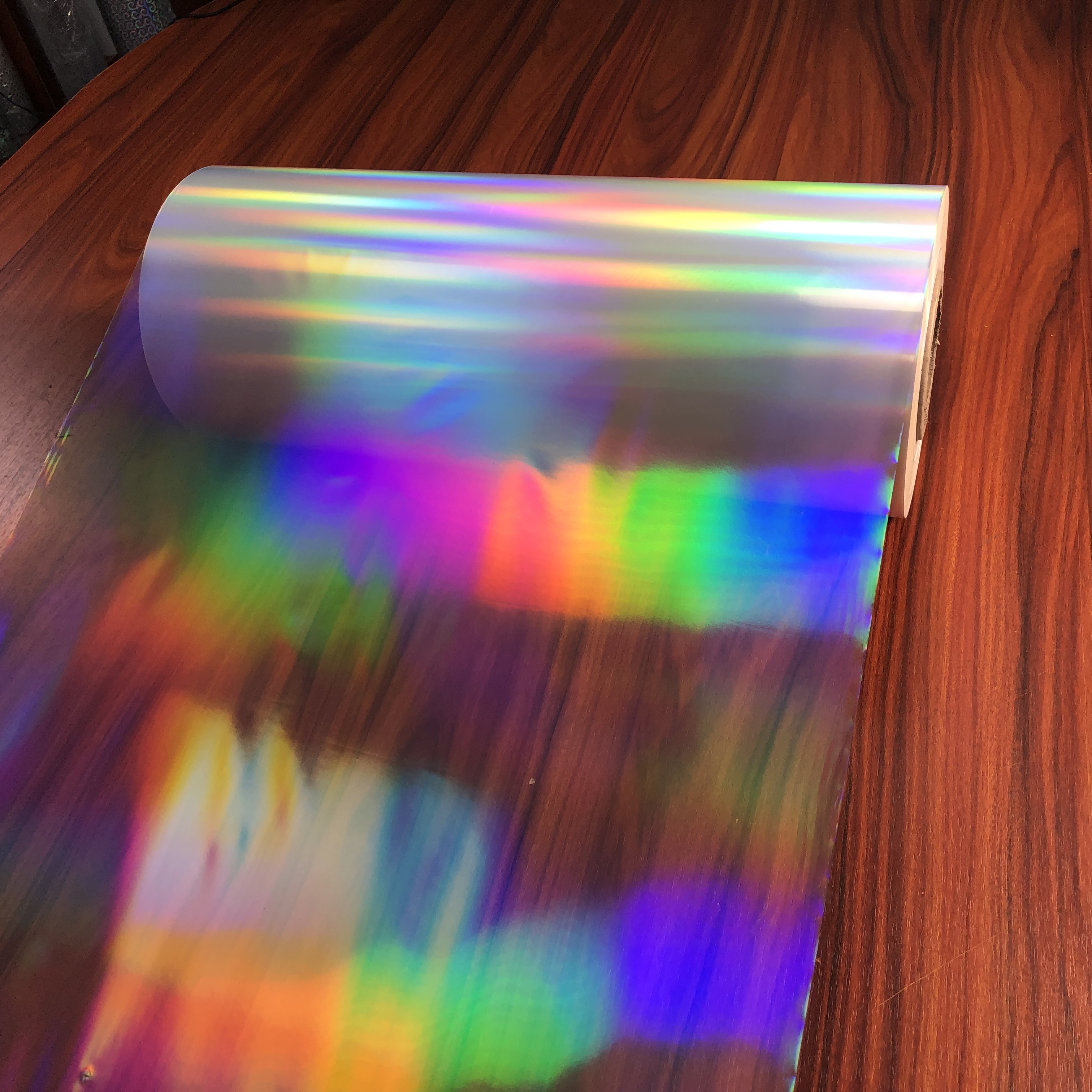 BOPP Holographic Cold Lamination Film Moisture Proof 12 Micron 15 Micron 18 Micron