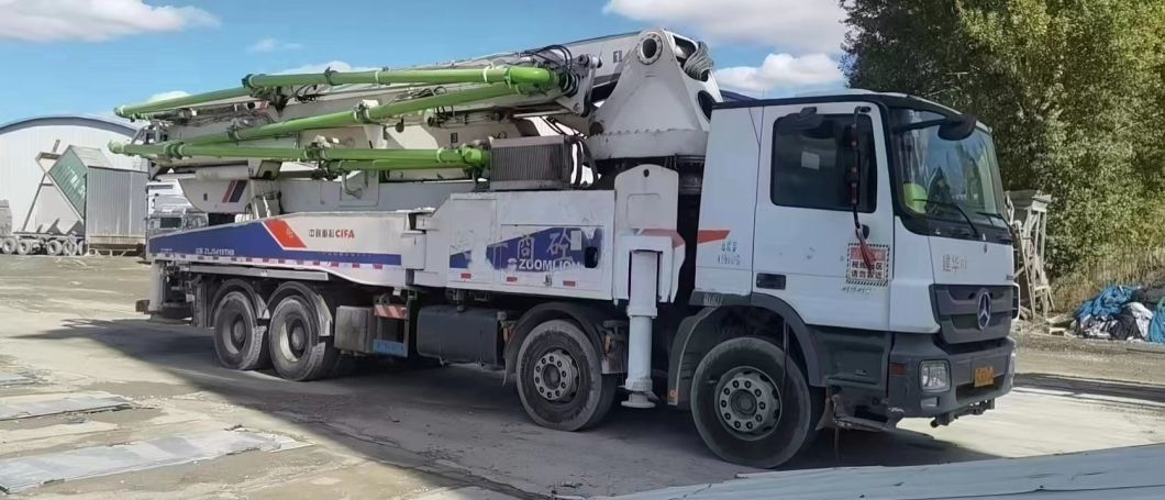 Zlj Concrete Pump Machine 49 Meter Used Heavy Equipment