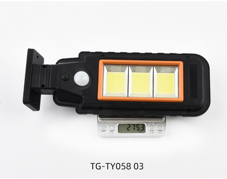 Outdoor 100COB 210COB 25W Pole Solar Street Light With 2400mAH Battery