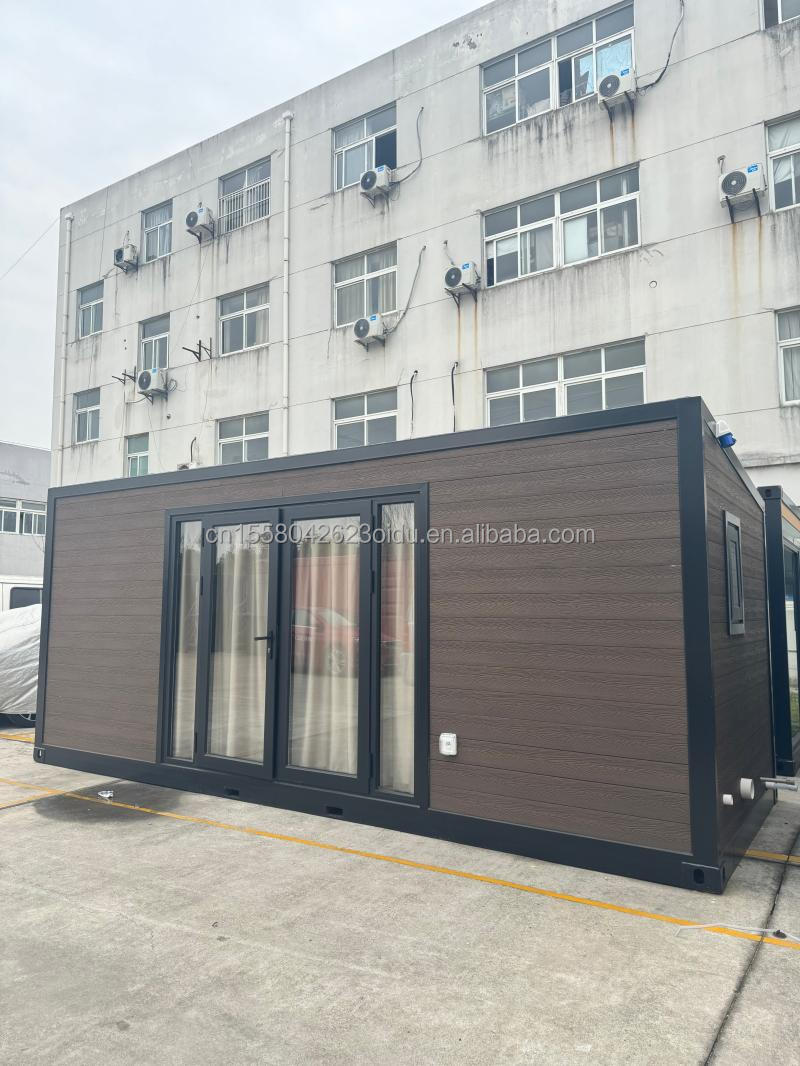 Hotel 20ft Modular Prefabricated Container House with Big One-Sided Glass Sunroom and Aluminum Alloy Windows