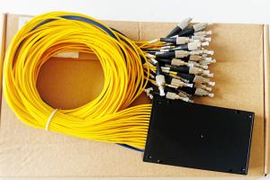 Quality 2X32 FC UPC PLC Fiber Splitter 1260NM to1650NM Excellent Environmental Stability wholesale