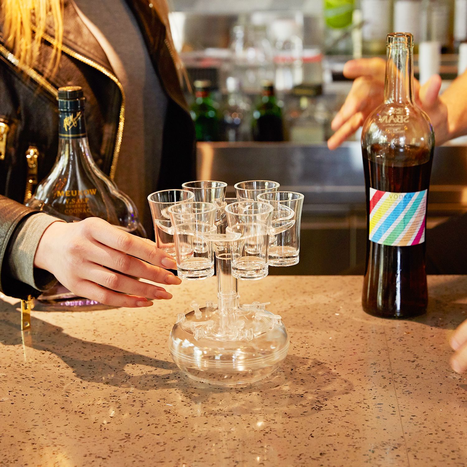 Exclusive 6-Shot Glass Dispenser and Holder Set for Sustainable Wine Party Occasions